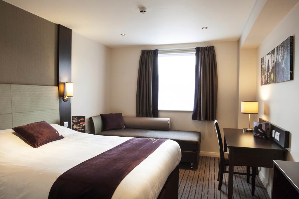 Premier Inn London Southwark 객실 사진