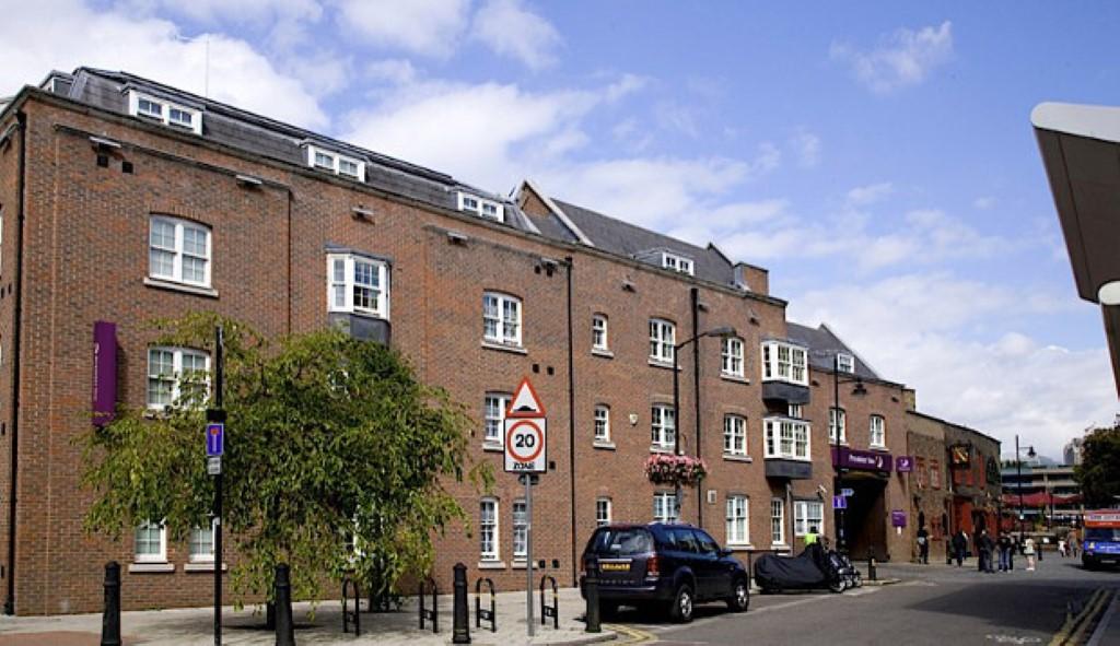 Premier Inn London Southwark 외부 사진